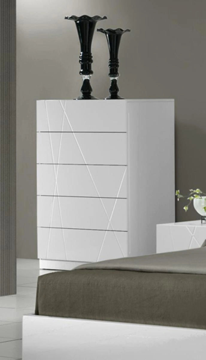 J&M Naples Chest in White Lacquer