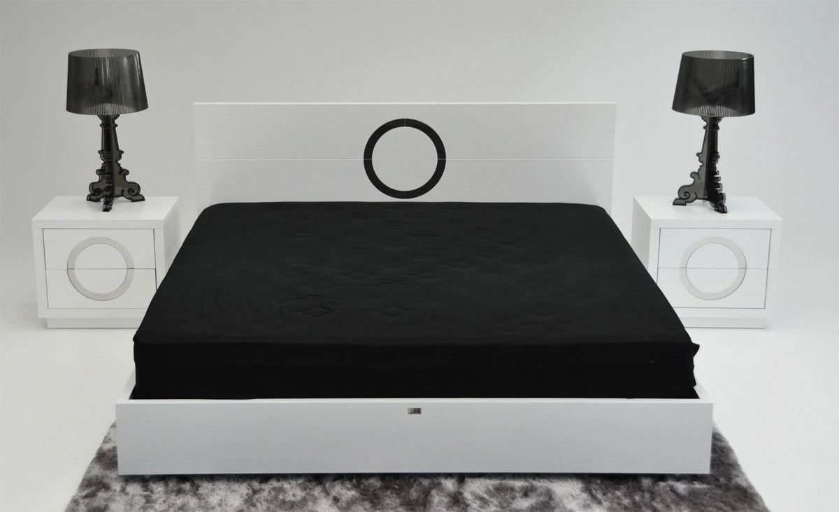 Ovidius - Modern White Crocodile Lacquer Bed