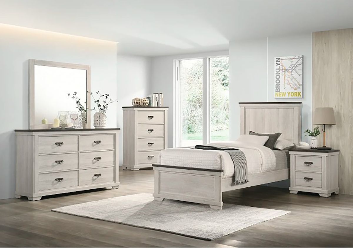 Crown Mark Furniture Leighton 4 Drawer Chest In White