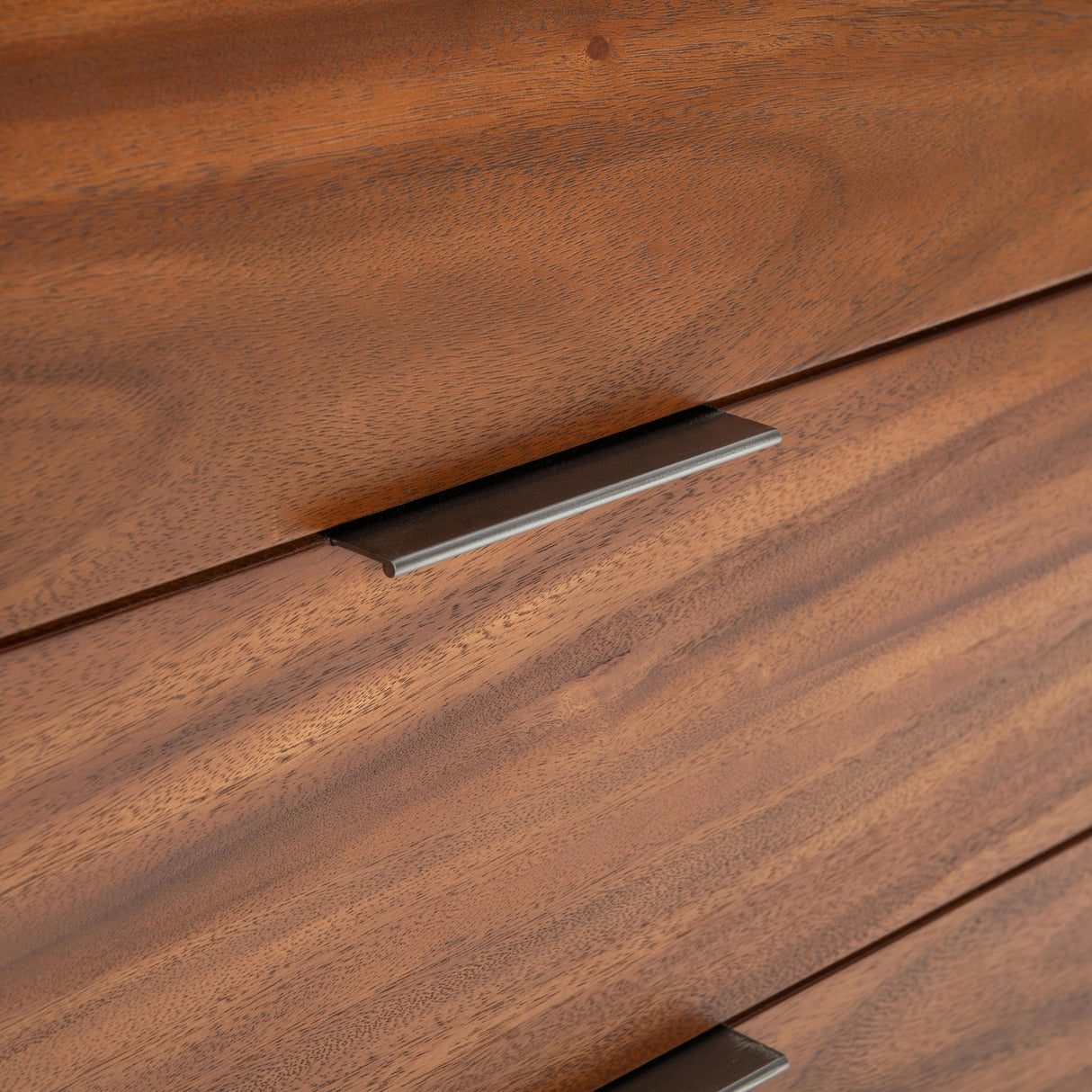 Brasea Dresser