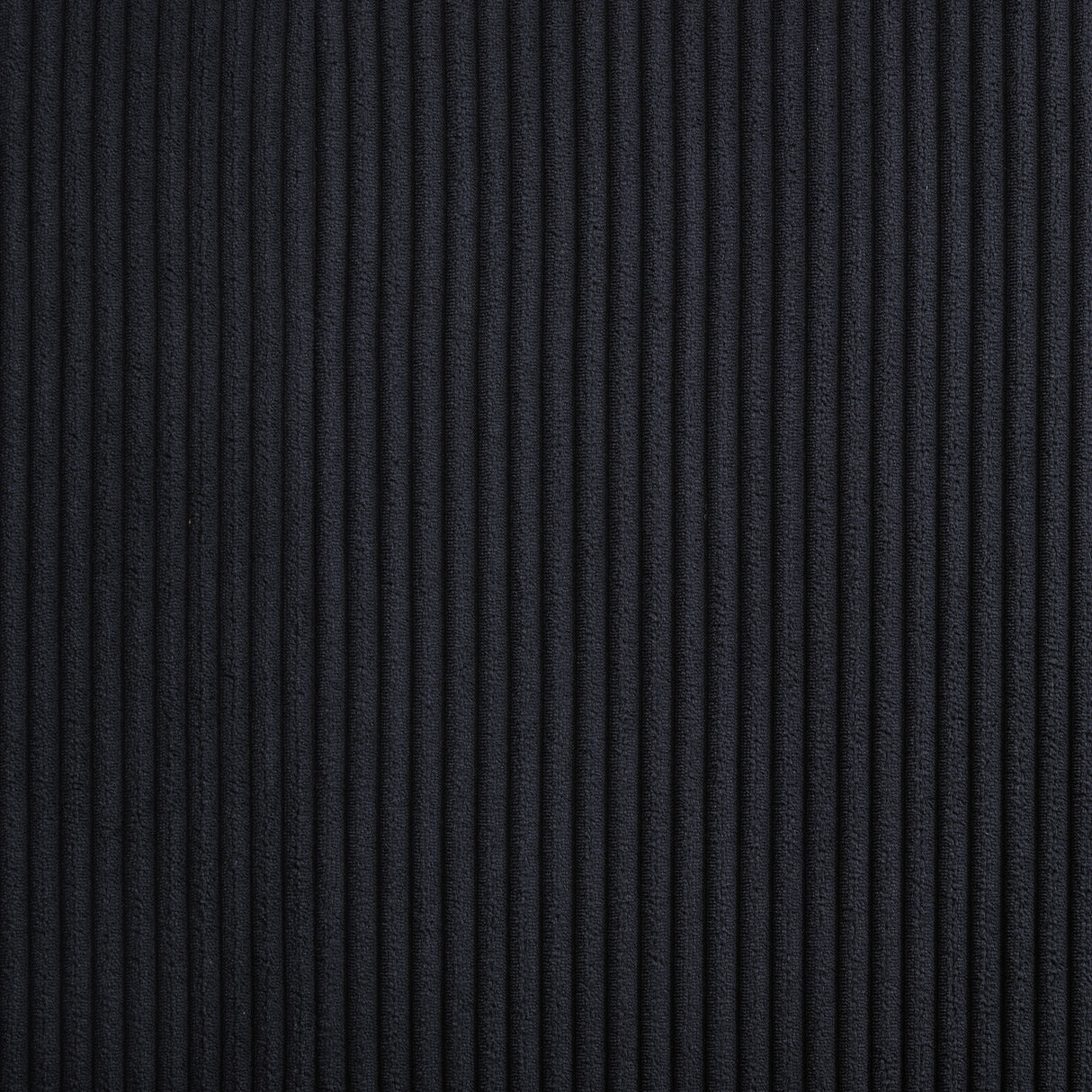 Tisdall Wingback Bed with Flame Visualizer - galleria furniture outlet