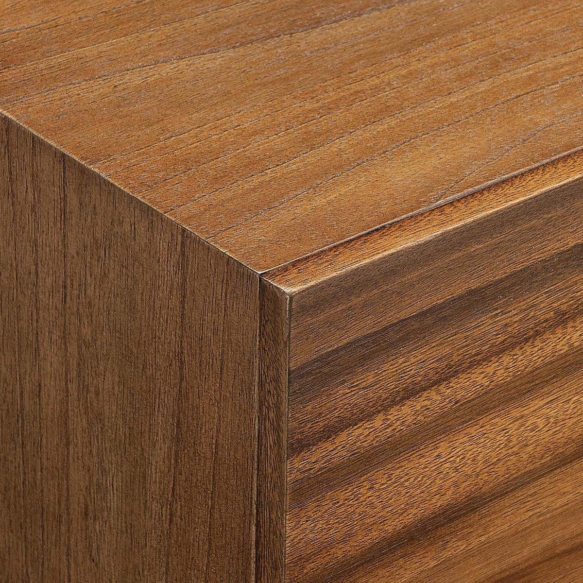Brasea Dresser