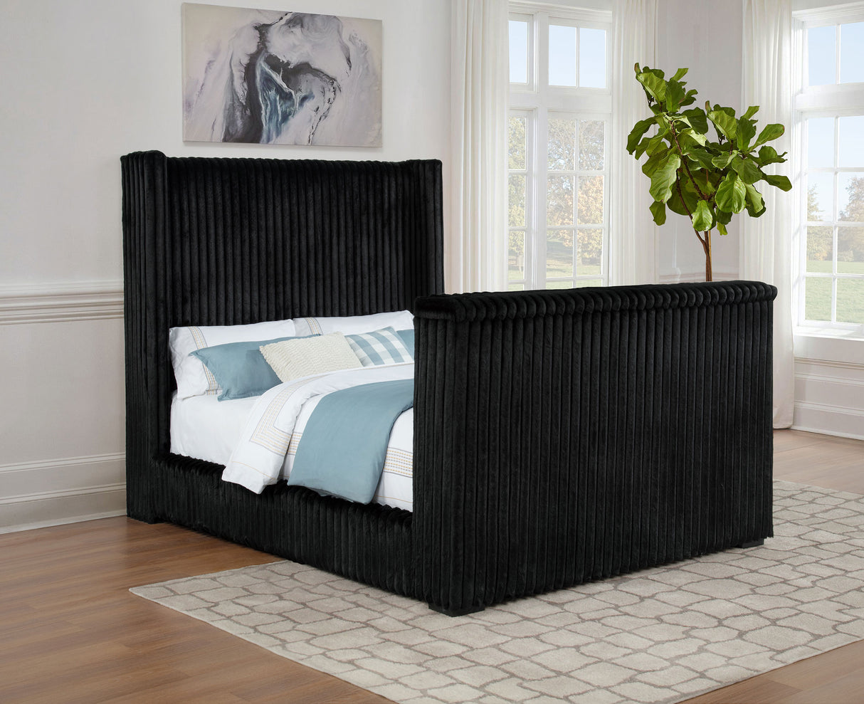 Centergrove Wingback TV Bed
