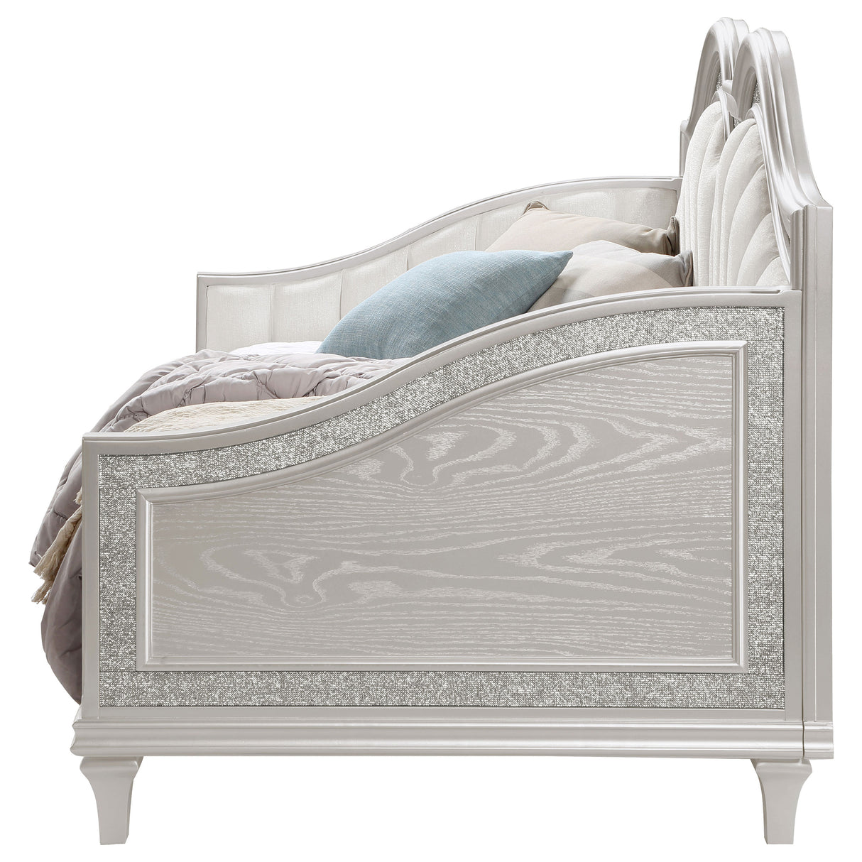 Evangeline Daybed - galleria furniture outlet