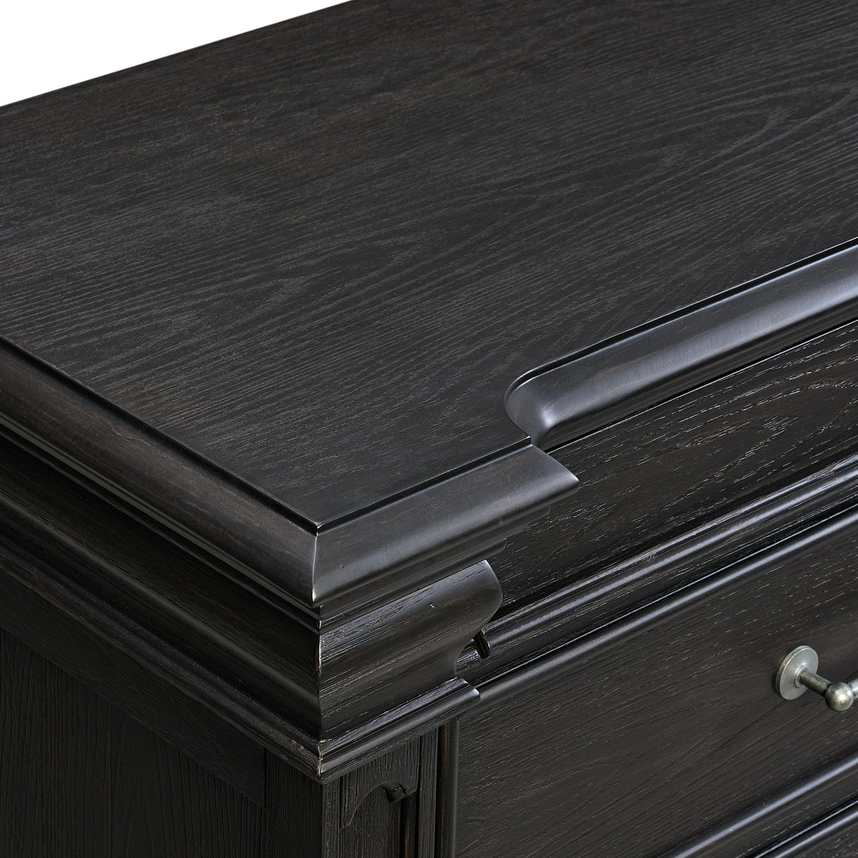 Kings Court 6-Drawer Chest