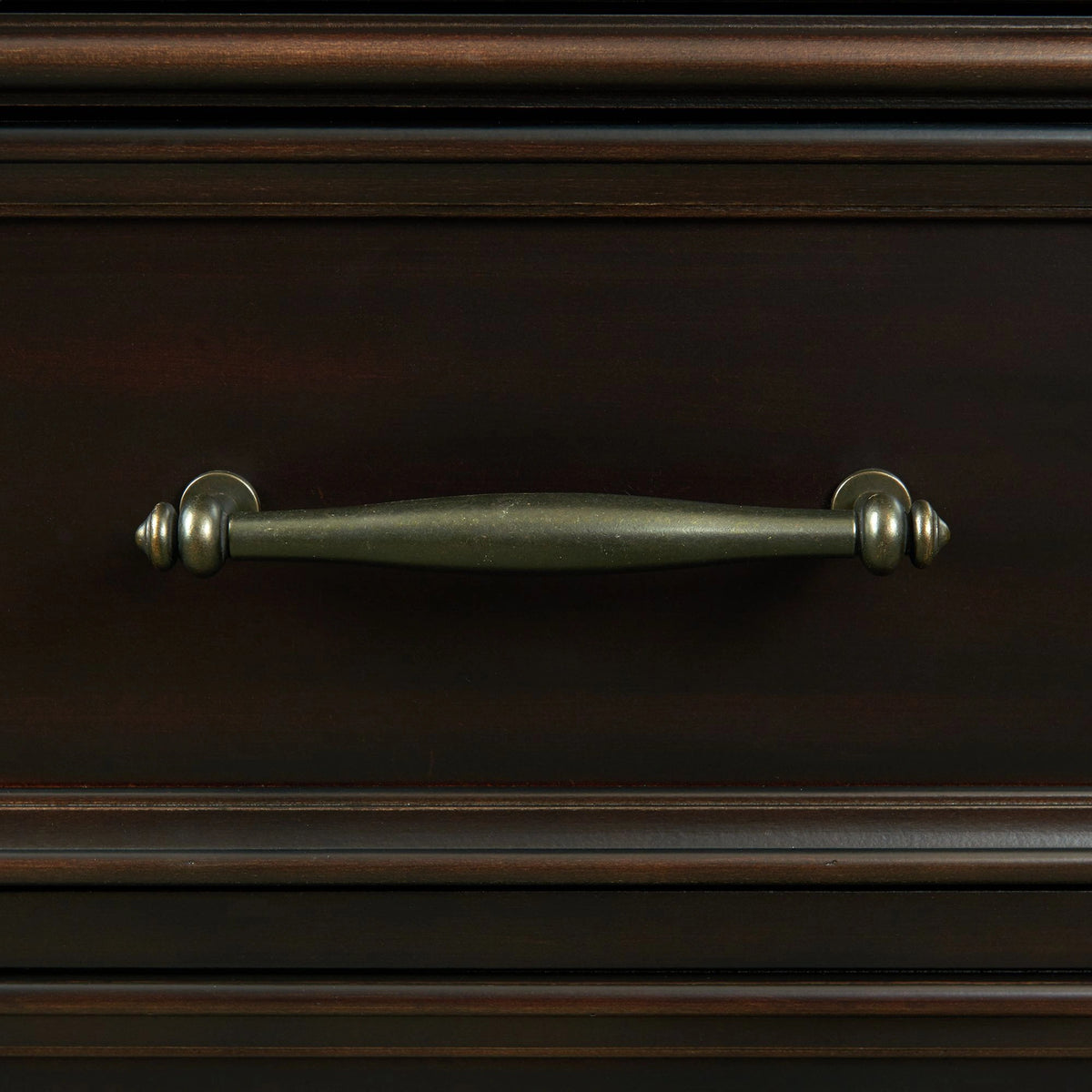 Slater Chest