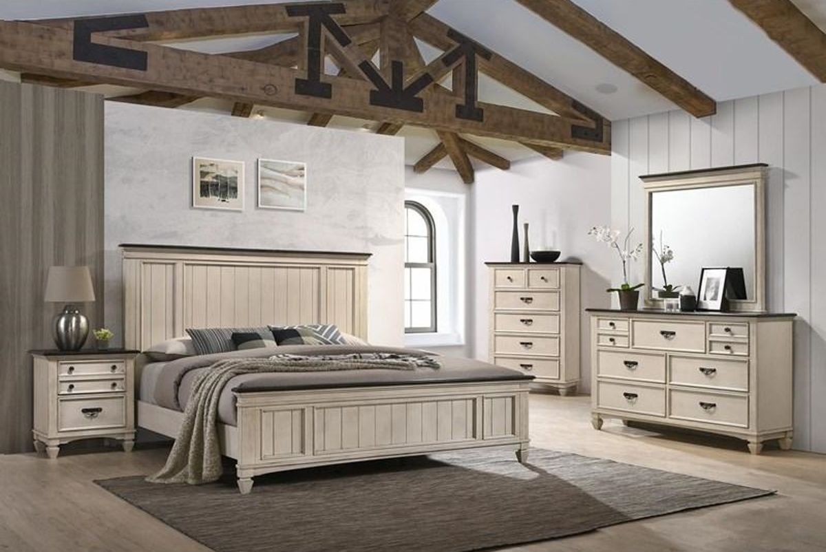Crown Mark Sawyer Chest In Two-Toned