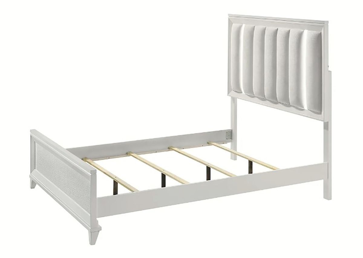 Crown Mark Furniture Cressida King Upholstered Panel Bed in White B7300-K