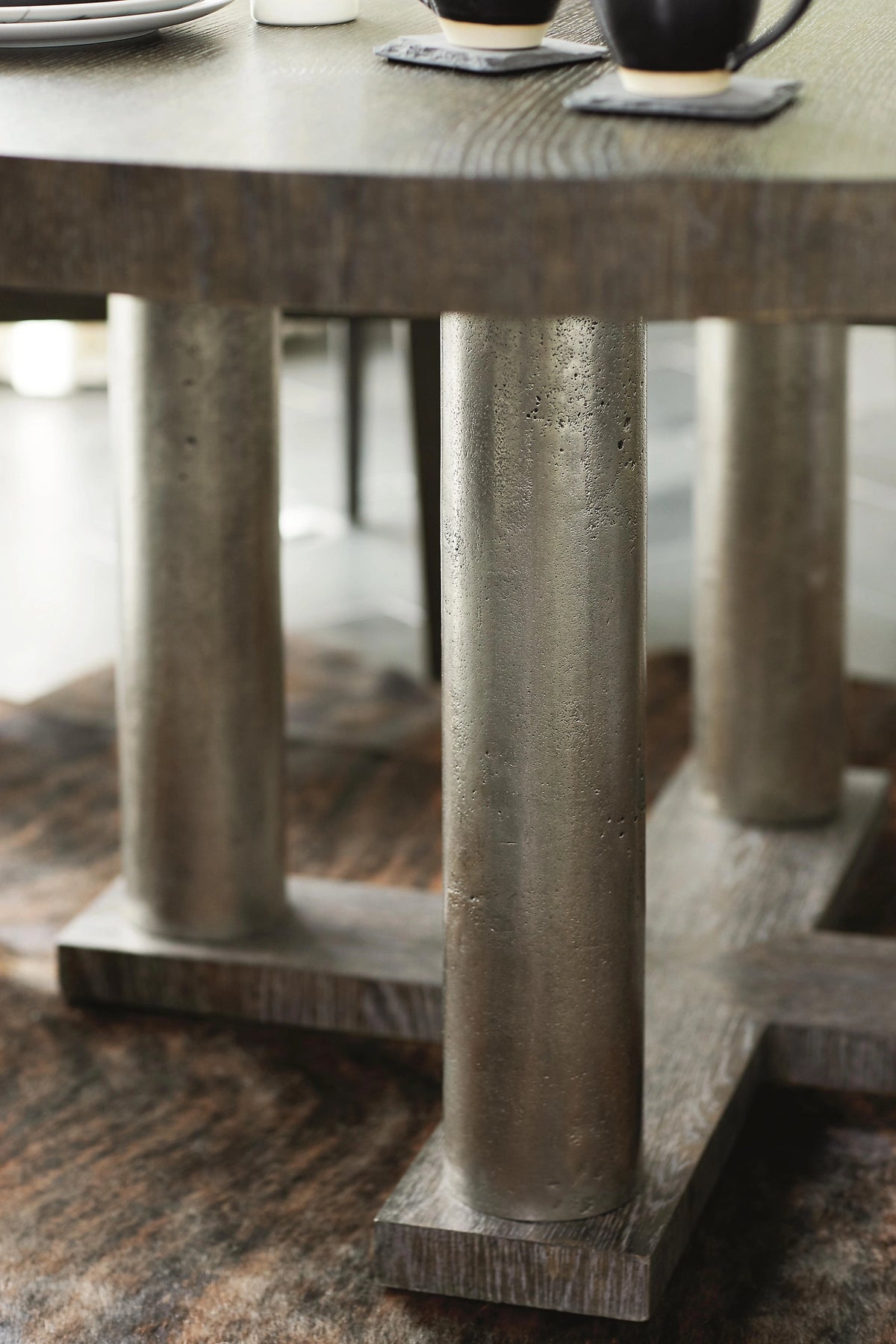 Linea Dining Table