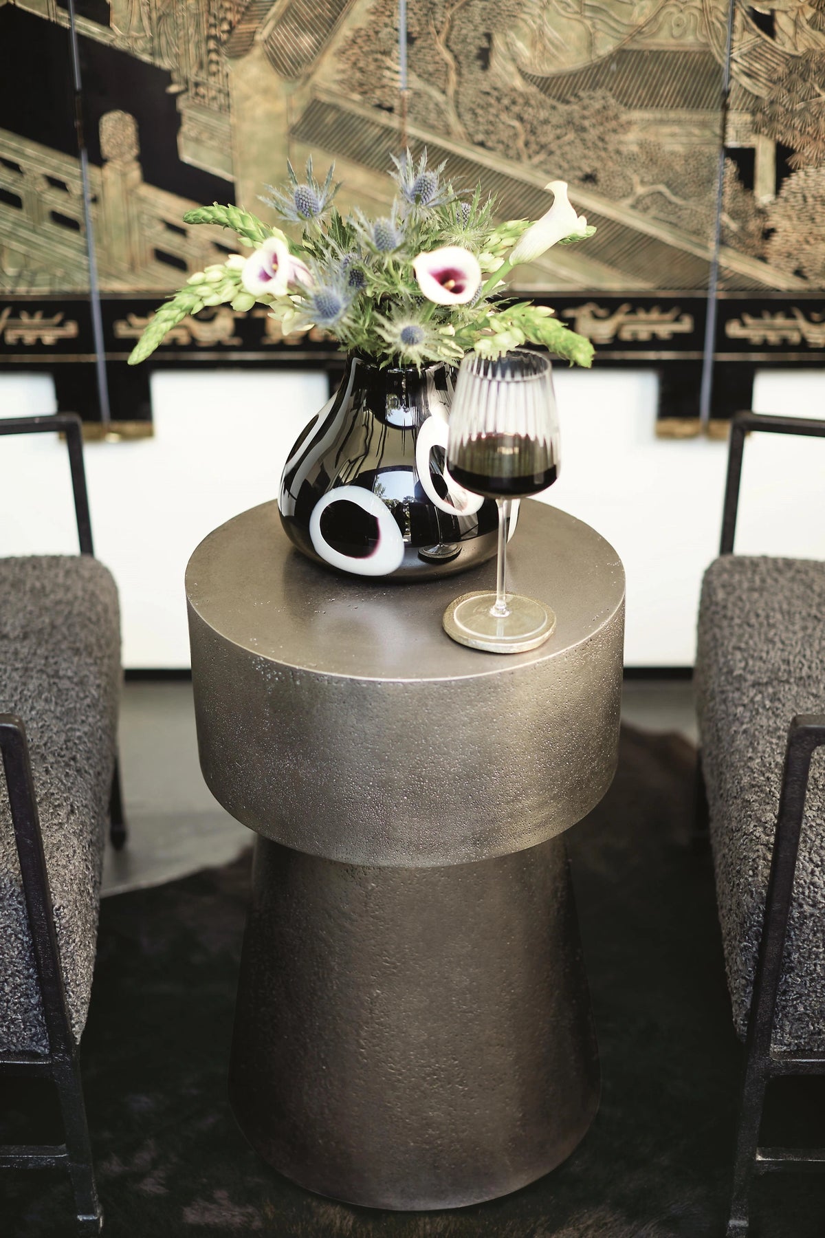 Linea Side Table