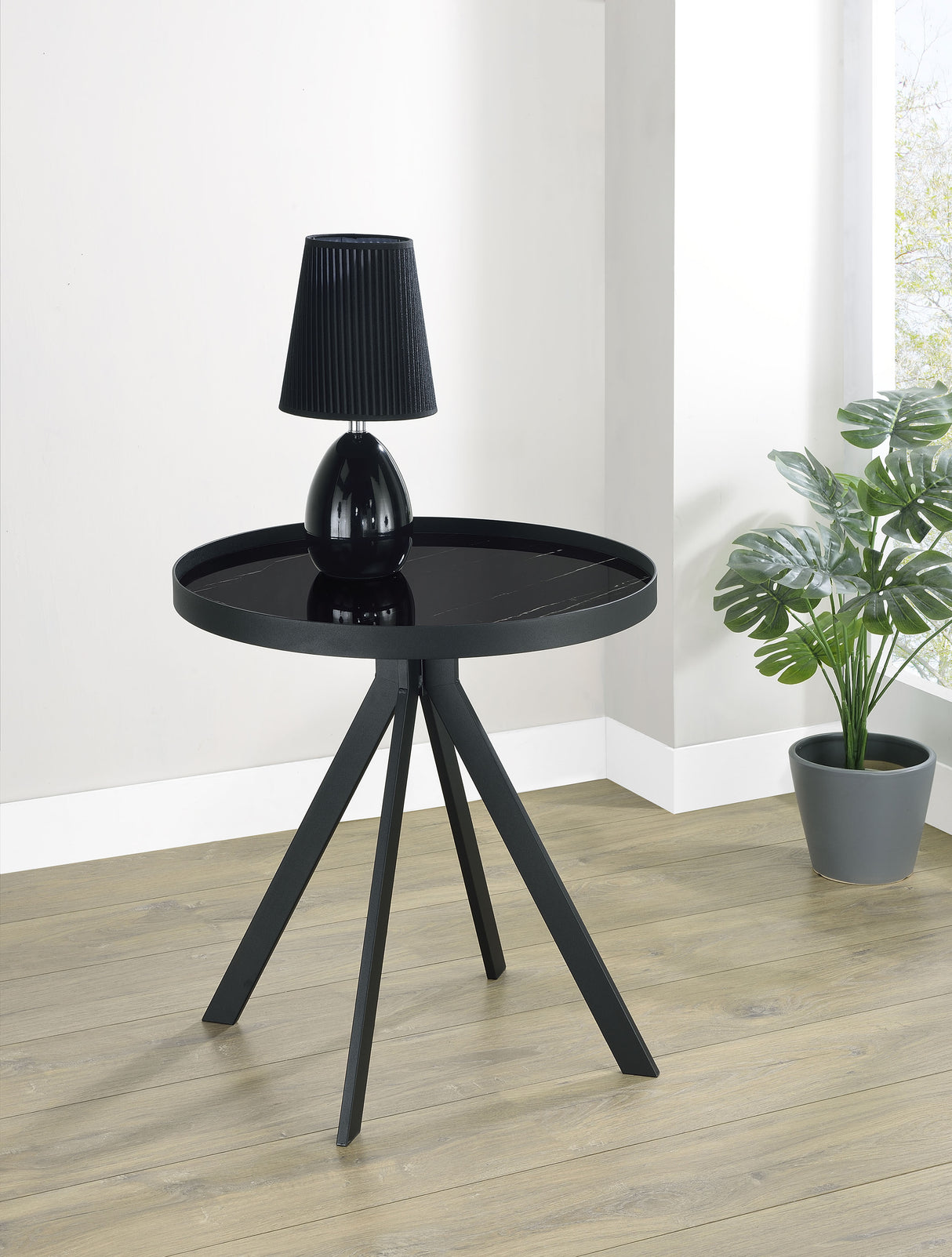 Briggs End Table