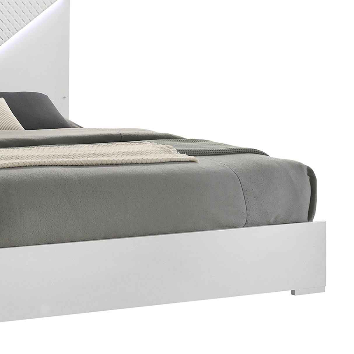 Blanca Bed