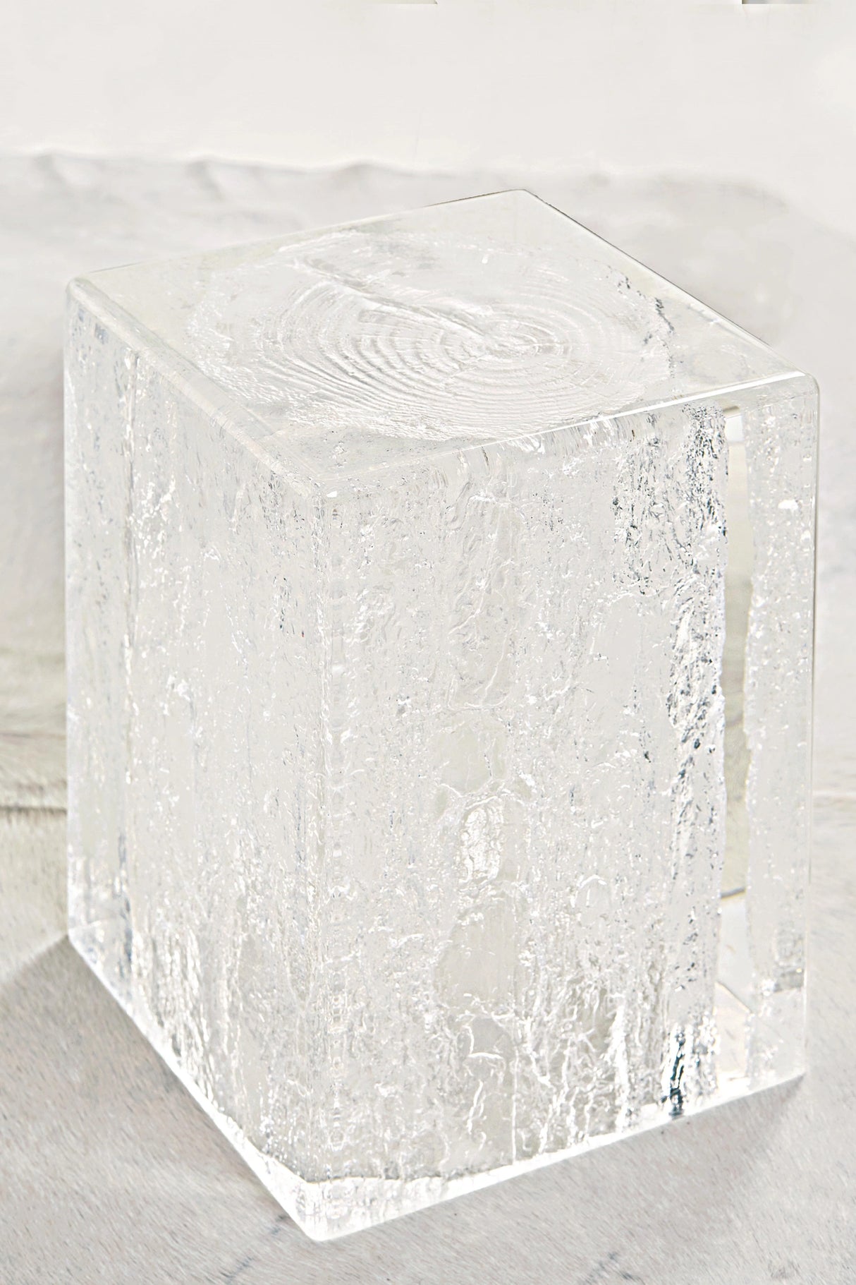 Arctic Accent Table