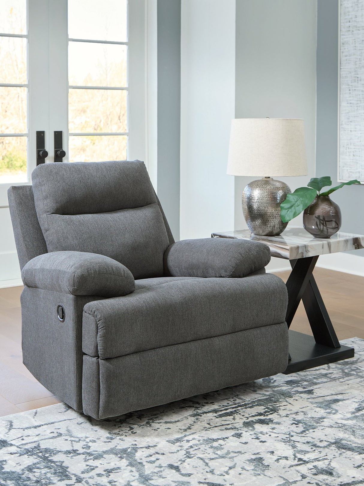 Side-Swipe Recliner - galleria furniture outlet