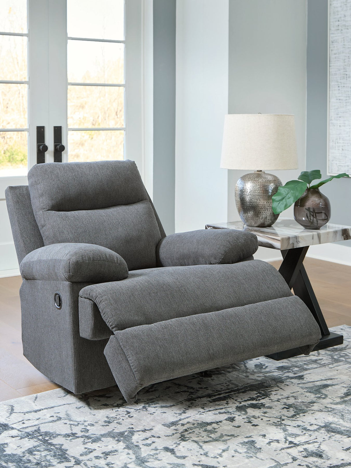 Side-Swipe Recliner - galleria furniture outlet