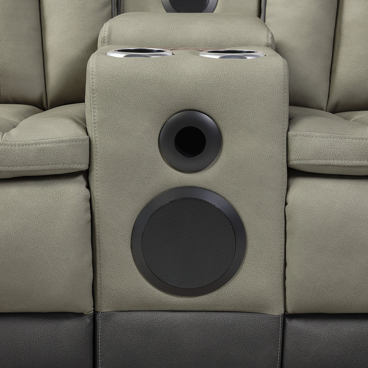 Bruno Loveseat