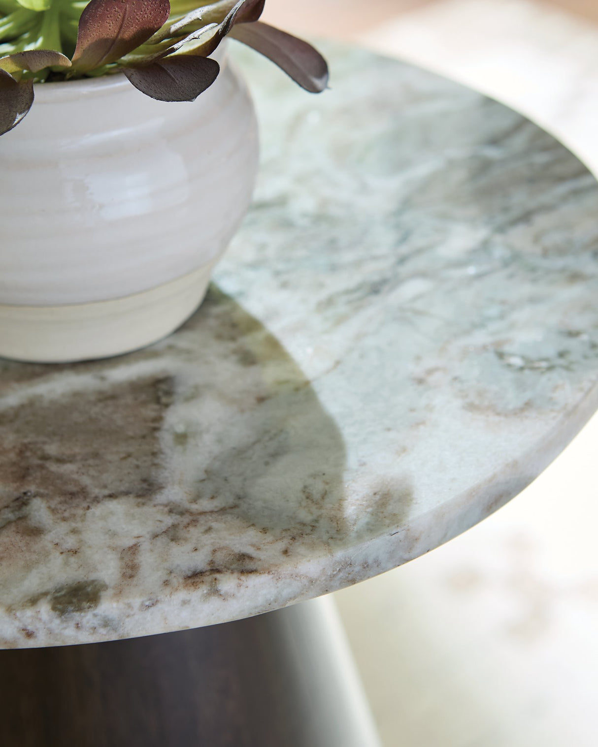 Waltnor Accent Table - galleria furniture outlet