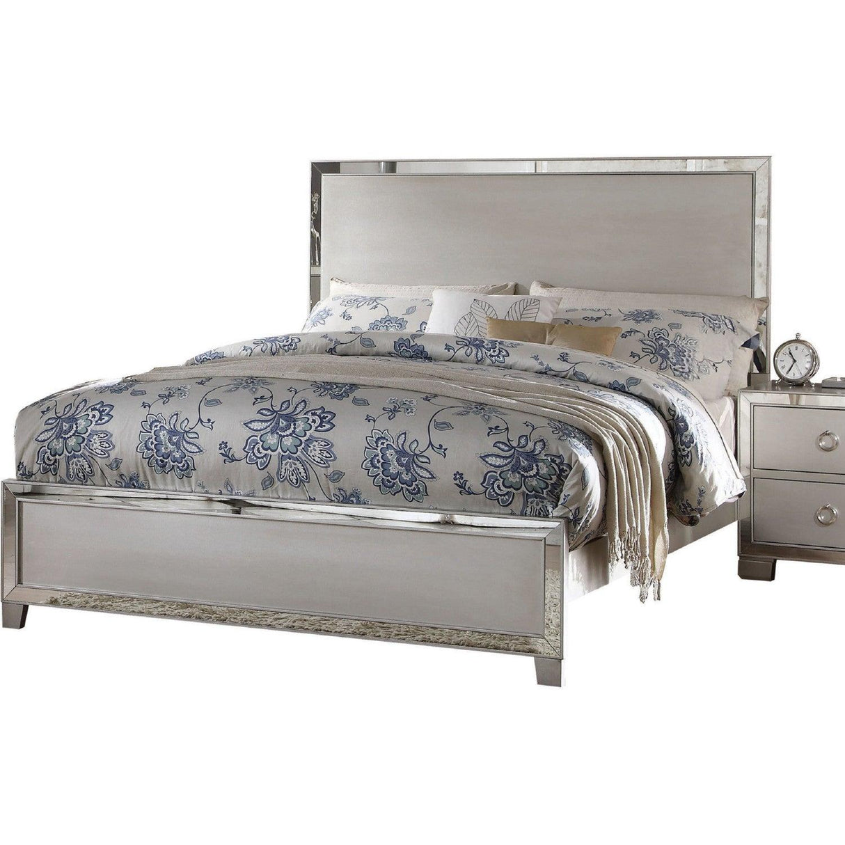 Acme Voeville King Panel Bed in Platinum 24837EK - galleria furniture outlet