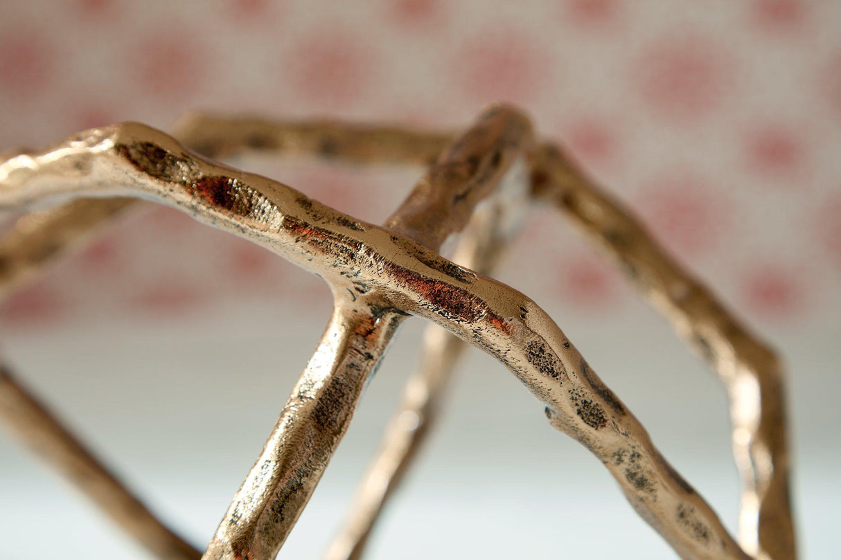 Laddington Sculpture - galleria furniture outlet