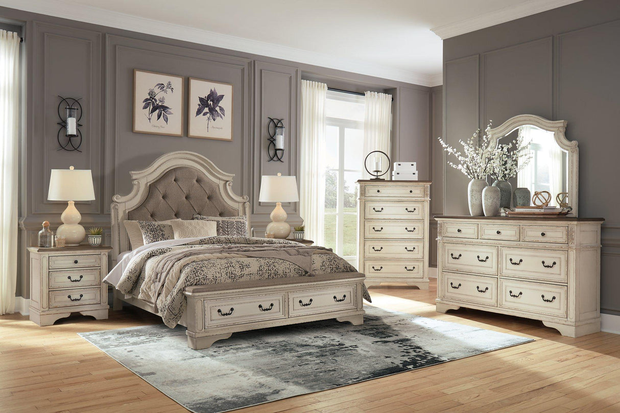 Realyn Upholstered Bed - galleria furniture outlet