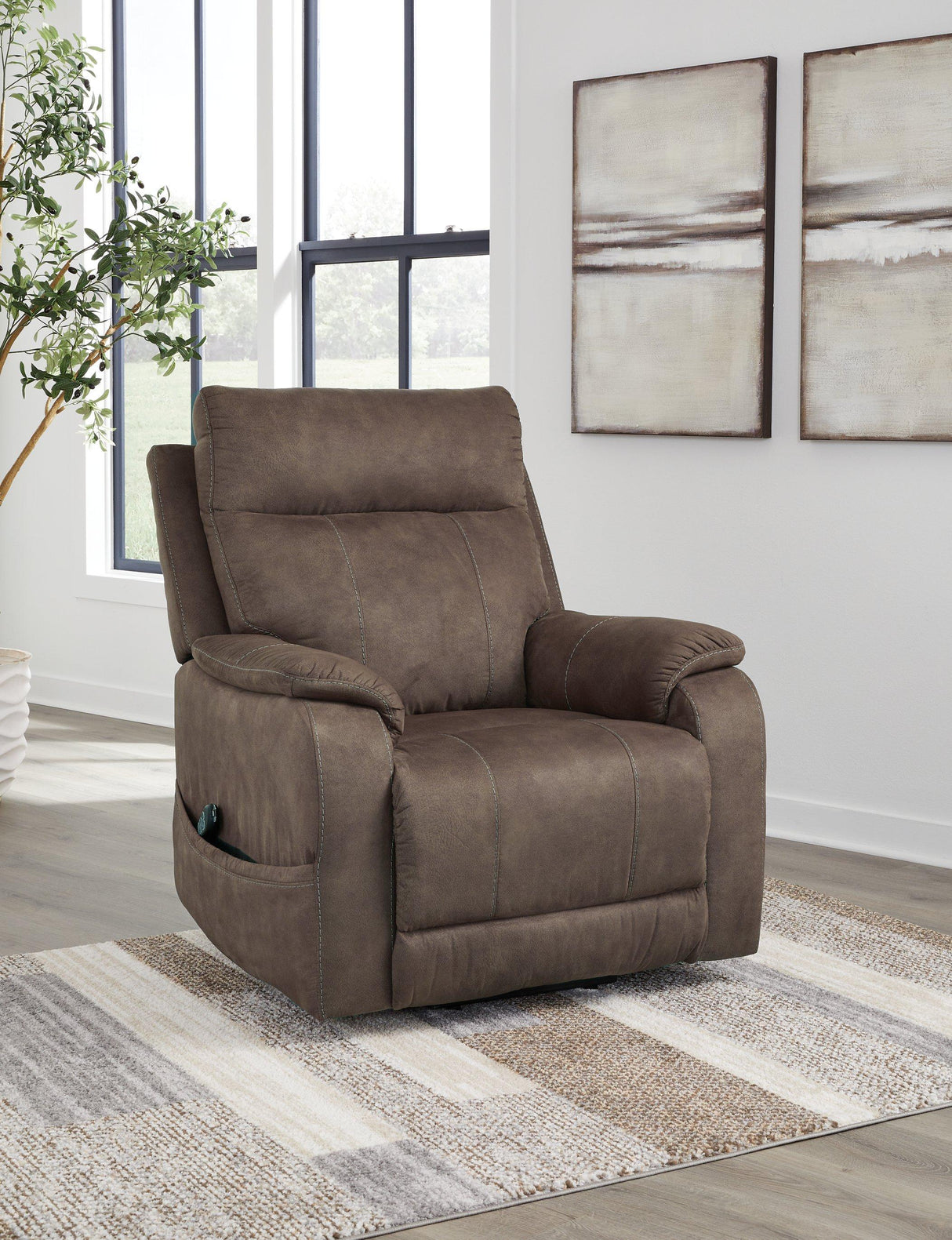 Crestmeade Power Lift Recliner - galleria furniture outlet