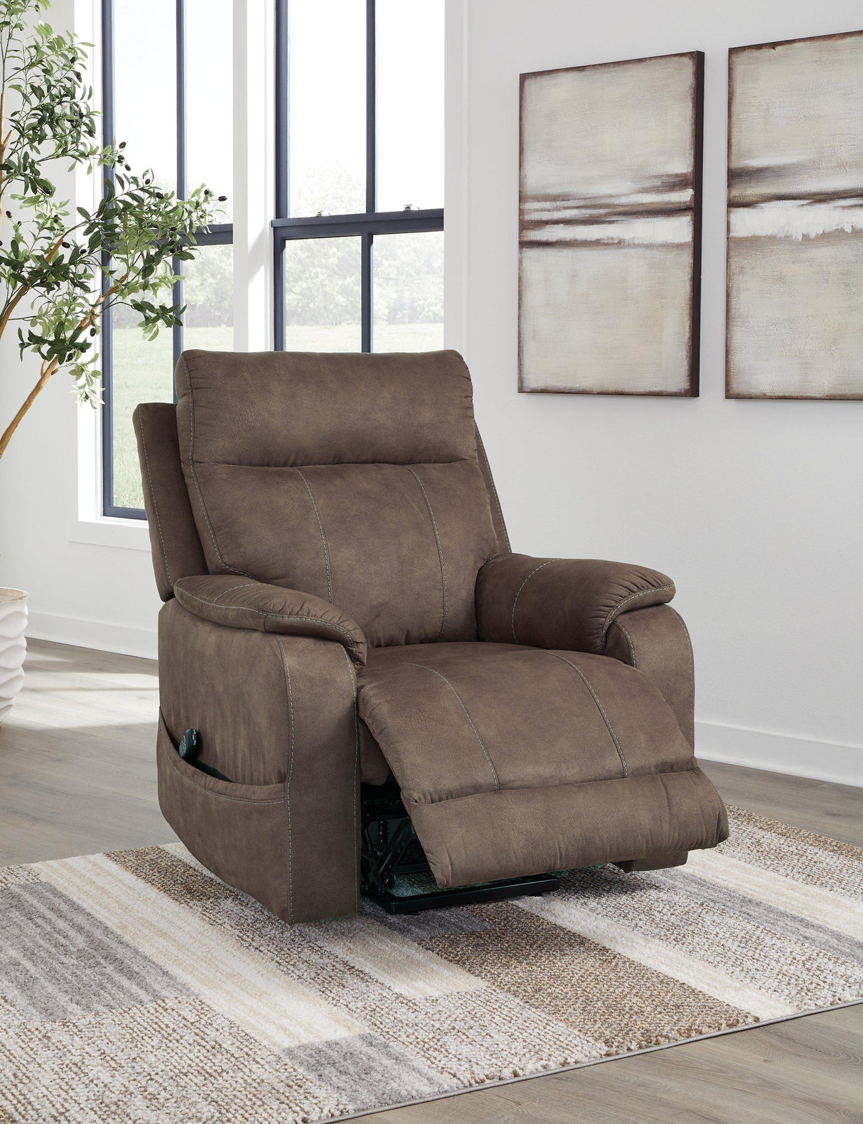 Crestmeade Power Lift Recliner - galleria furniture outlet