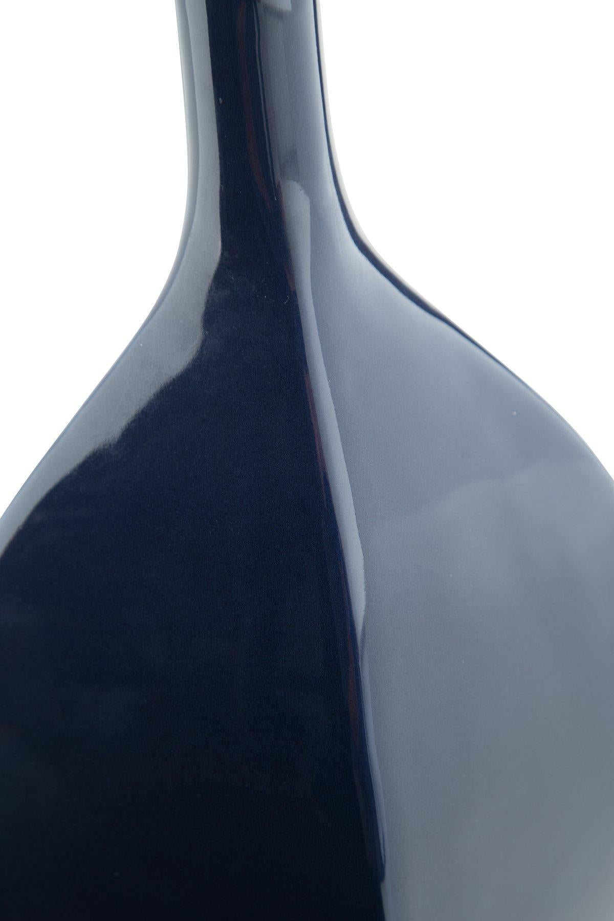 Abtinson Vase - galleria furniture outlet