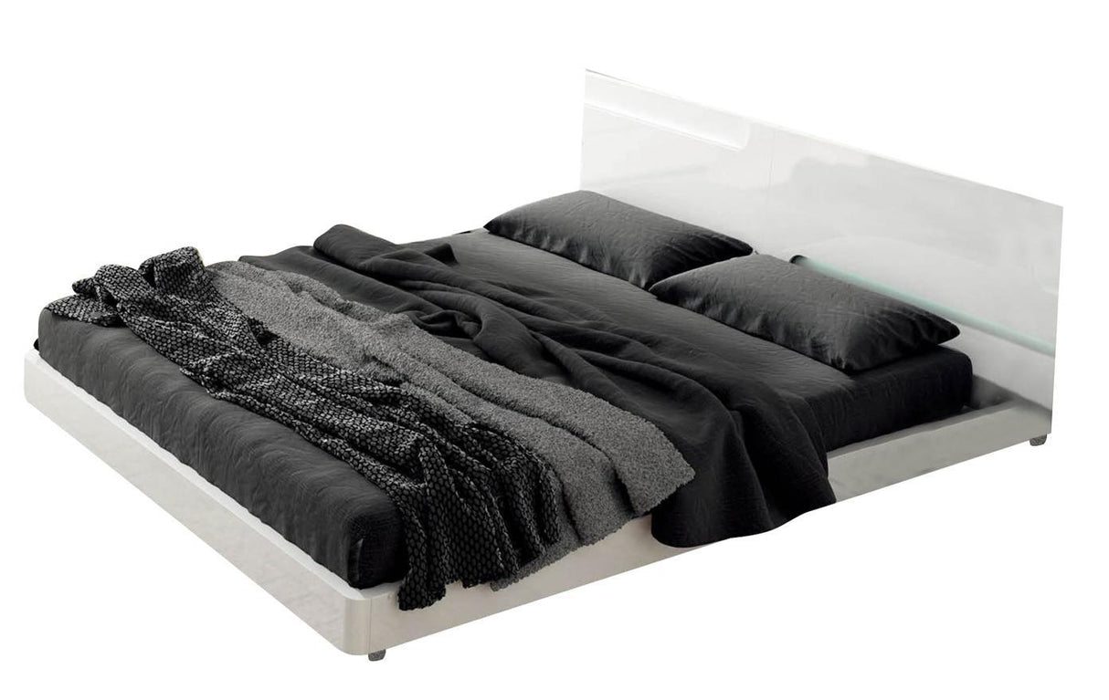 ESF Furniture Sara Queen Platform Bed in White - galleria furniture outlet