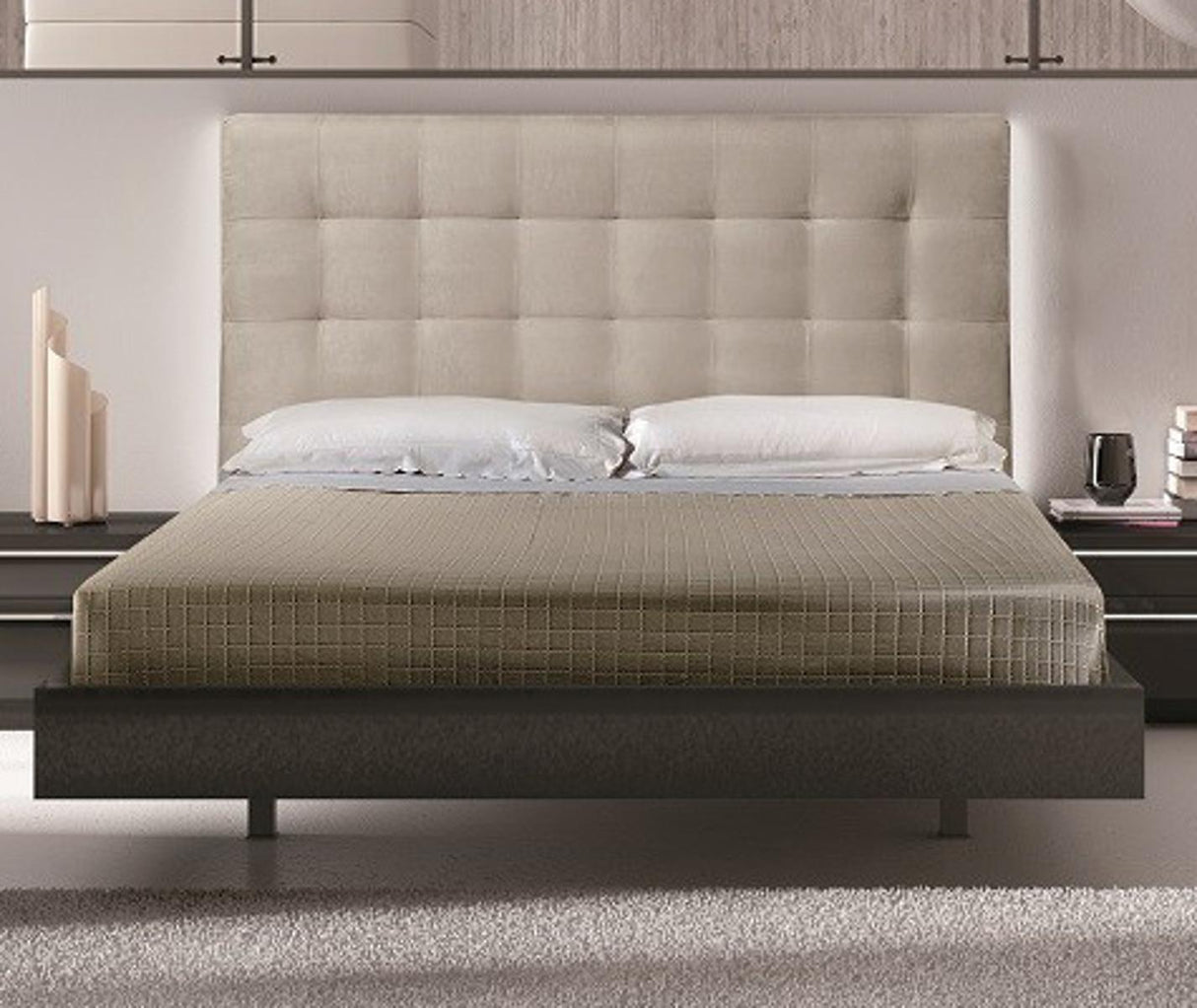 J&M Furniture Beja King Panel Bed in Black
