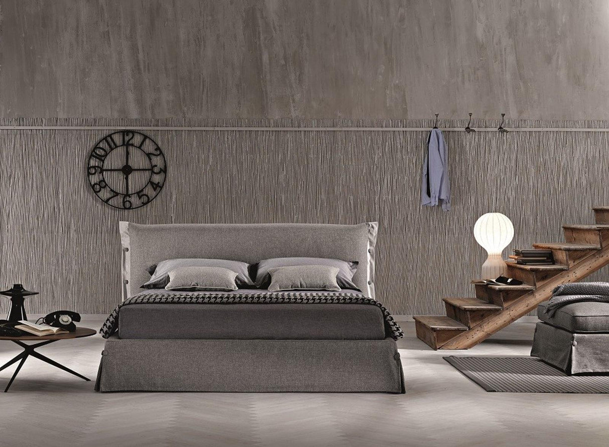 J&M Furniture Giselle Queen Storage Bed in Grey