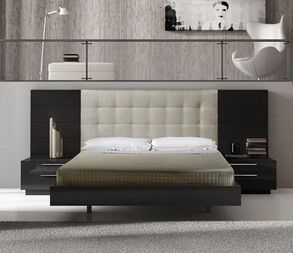 J&M Furniture Santana King Panel Bed in Black