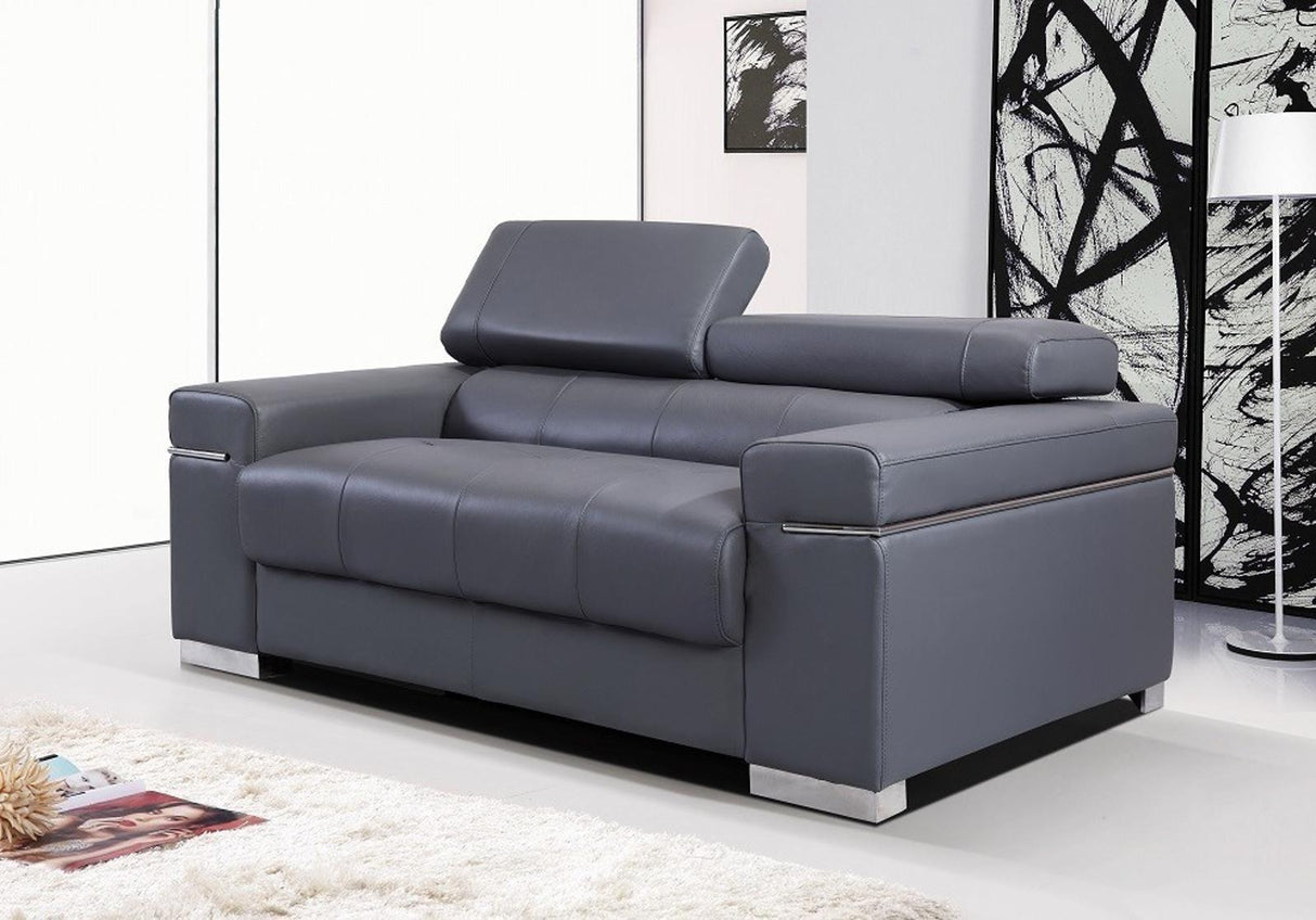 J&M Furniture Soho Loveseat in Grey Leather