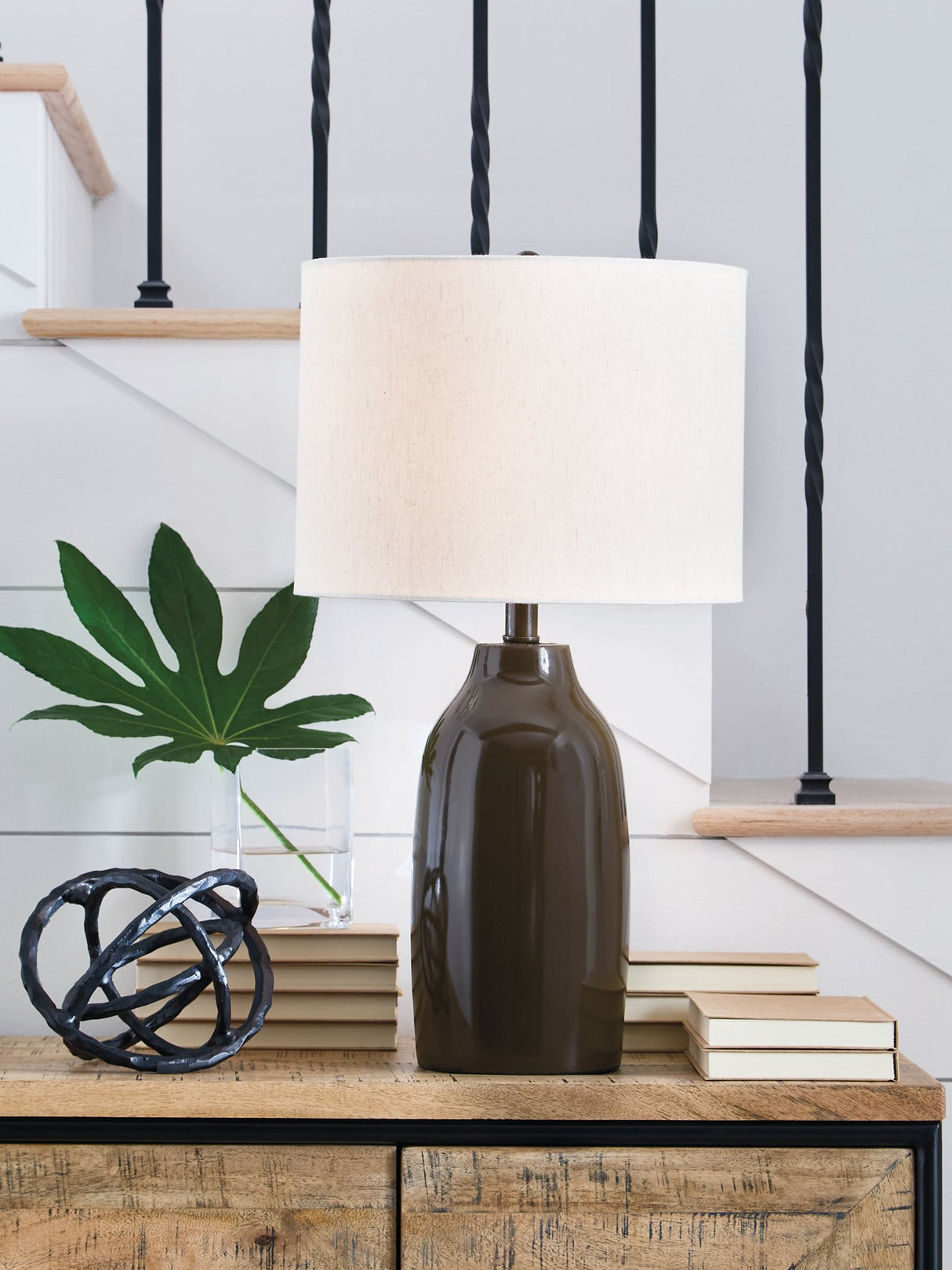 Jyler Table Lamp - galleria furniture outlet
