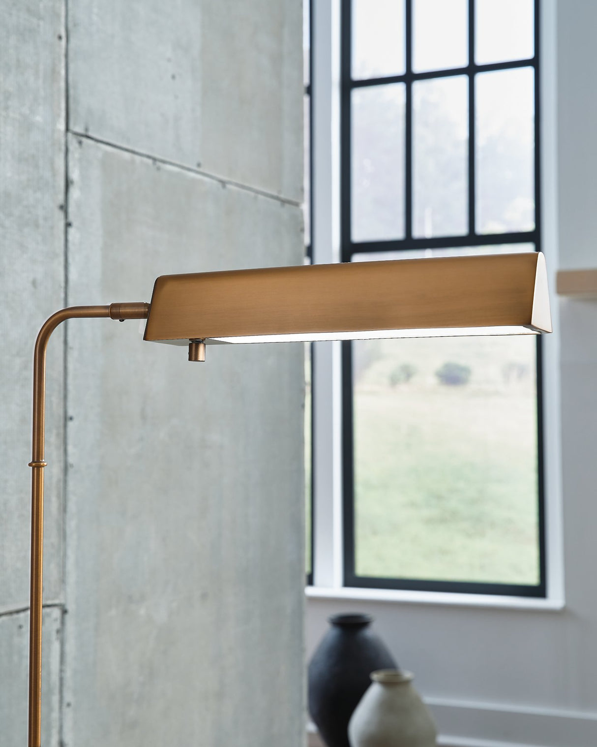 Yafe Floor Lamp - galleria furniture outlet