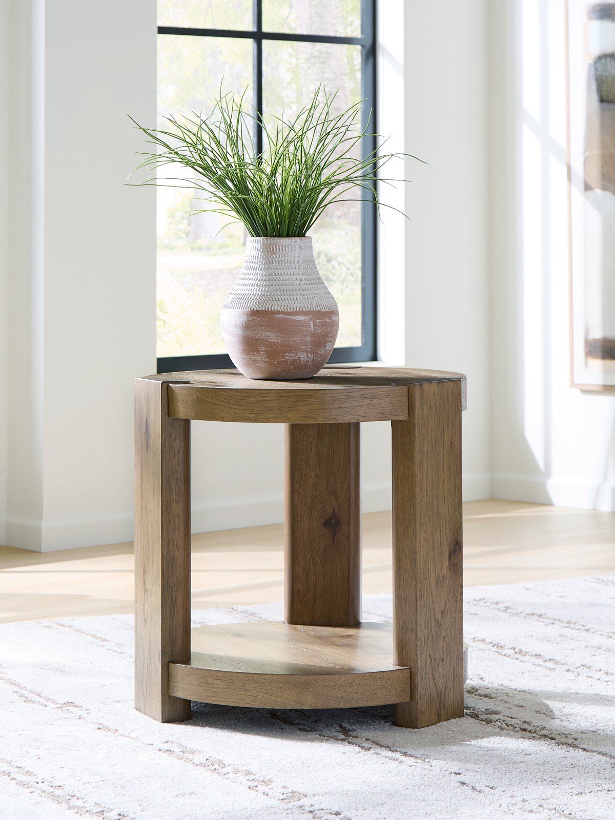 Flangren End Table - galleria furniture outlet