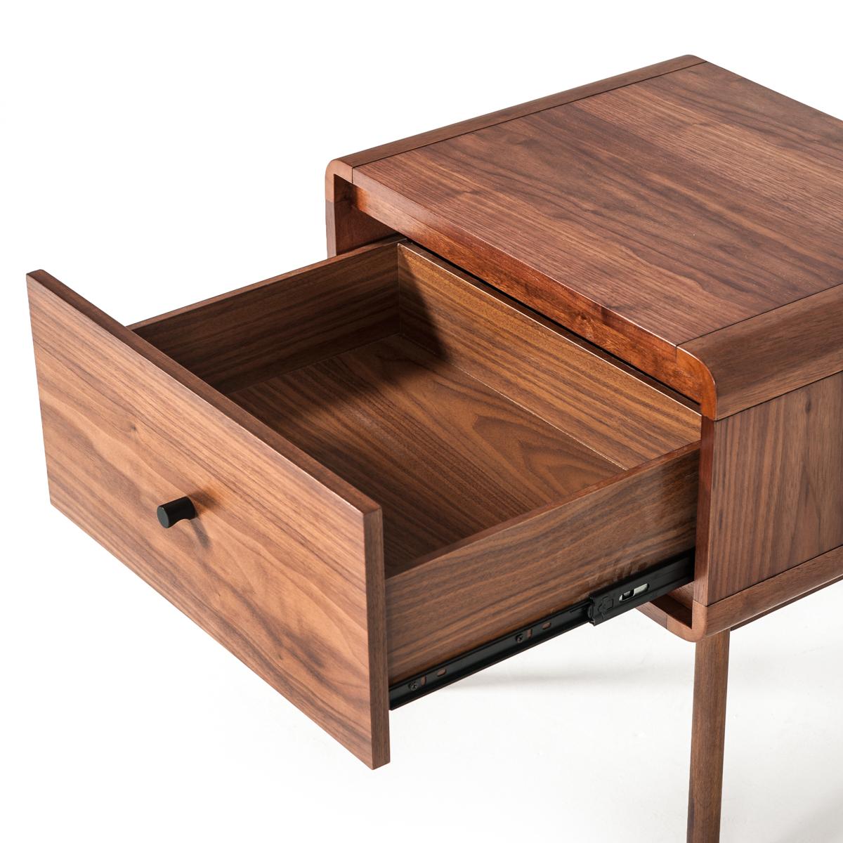 Modrest Marshall Modern Nightstand