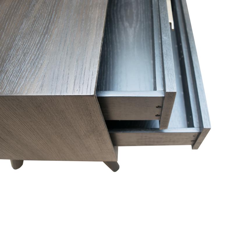 Modrest Novak Modern Nightstand