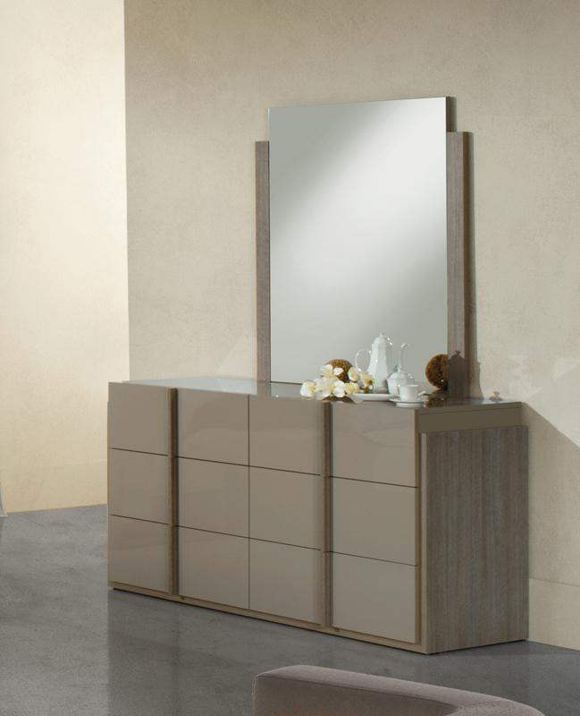 Nova Domus Marcela Italian Modern Mirror - galleria furniture outlet