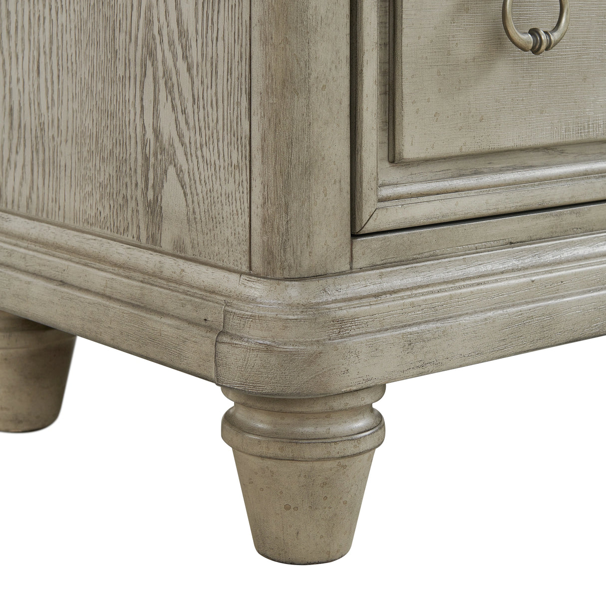 Whit-Ash Bedroom Set with 2 Nightstands in Light Grey