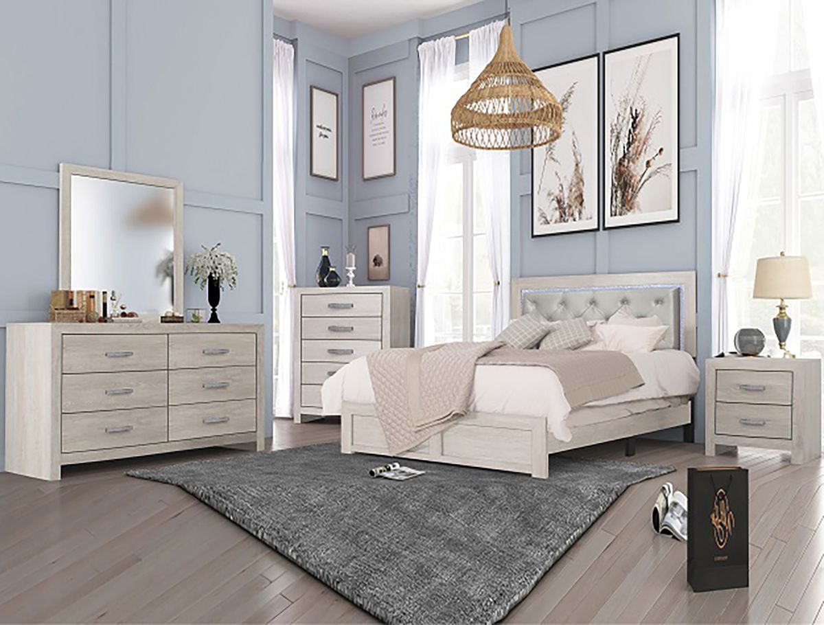 Jaylen 5 Drawer Chest in Gray