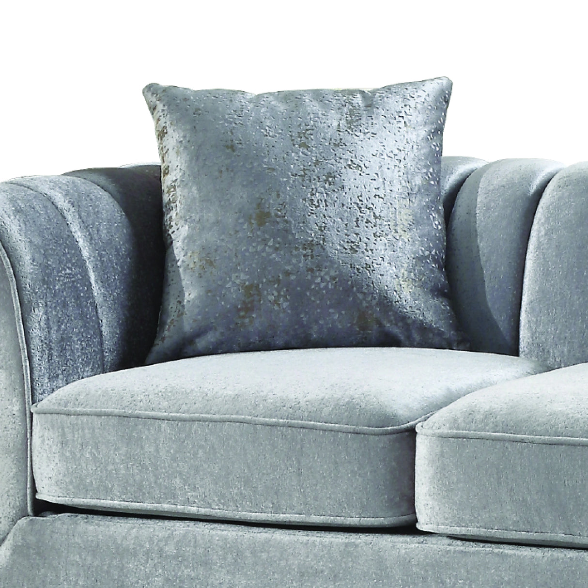 Velencia Loveseat