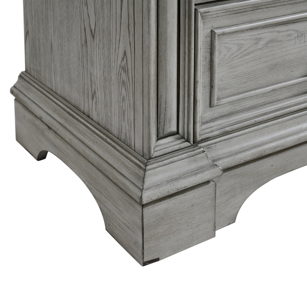 Glenmore 15-Drawer Mansion Chest in Aged Grey