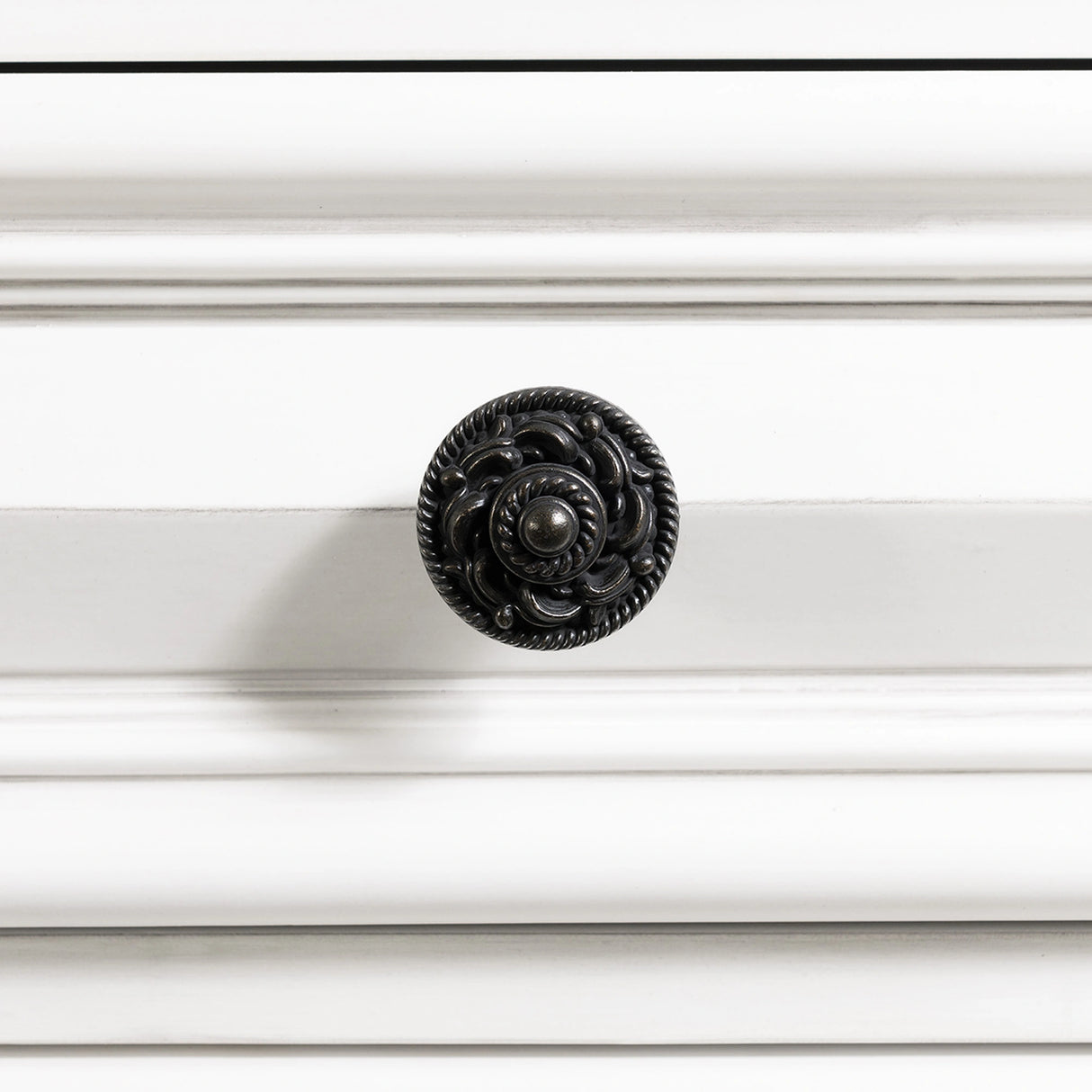 Calloway Chest Antique White Color