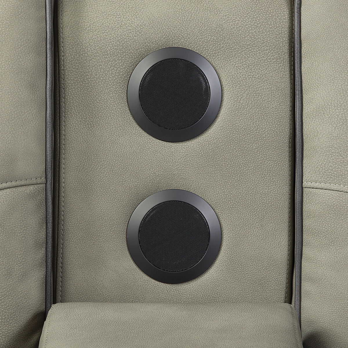 Bruno Loveseat
