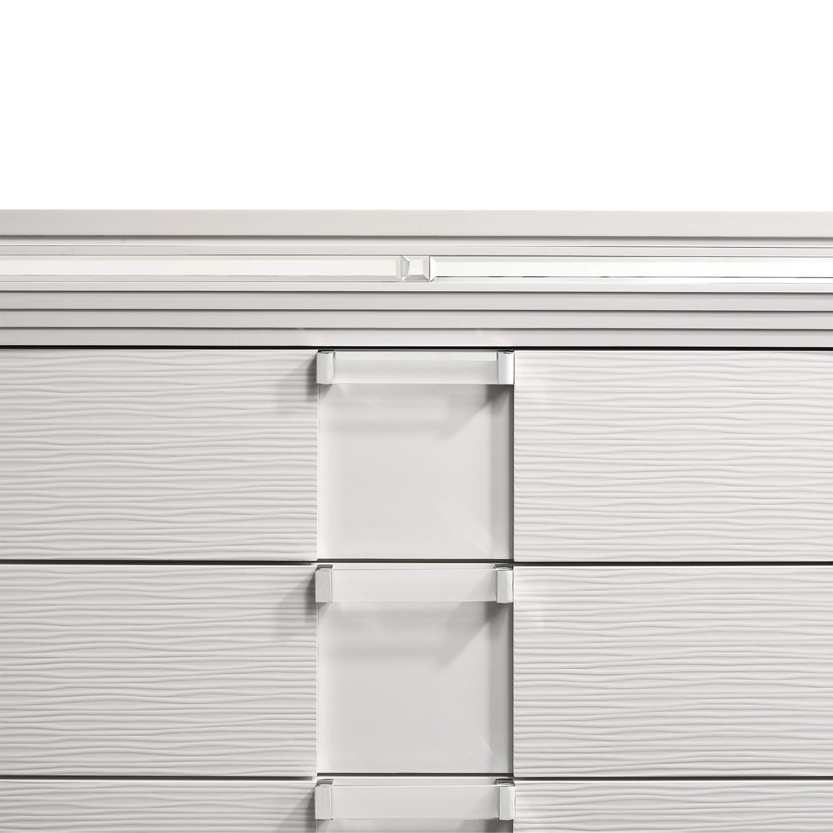 Twenty Nine Chest White