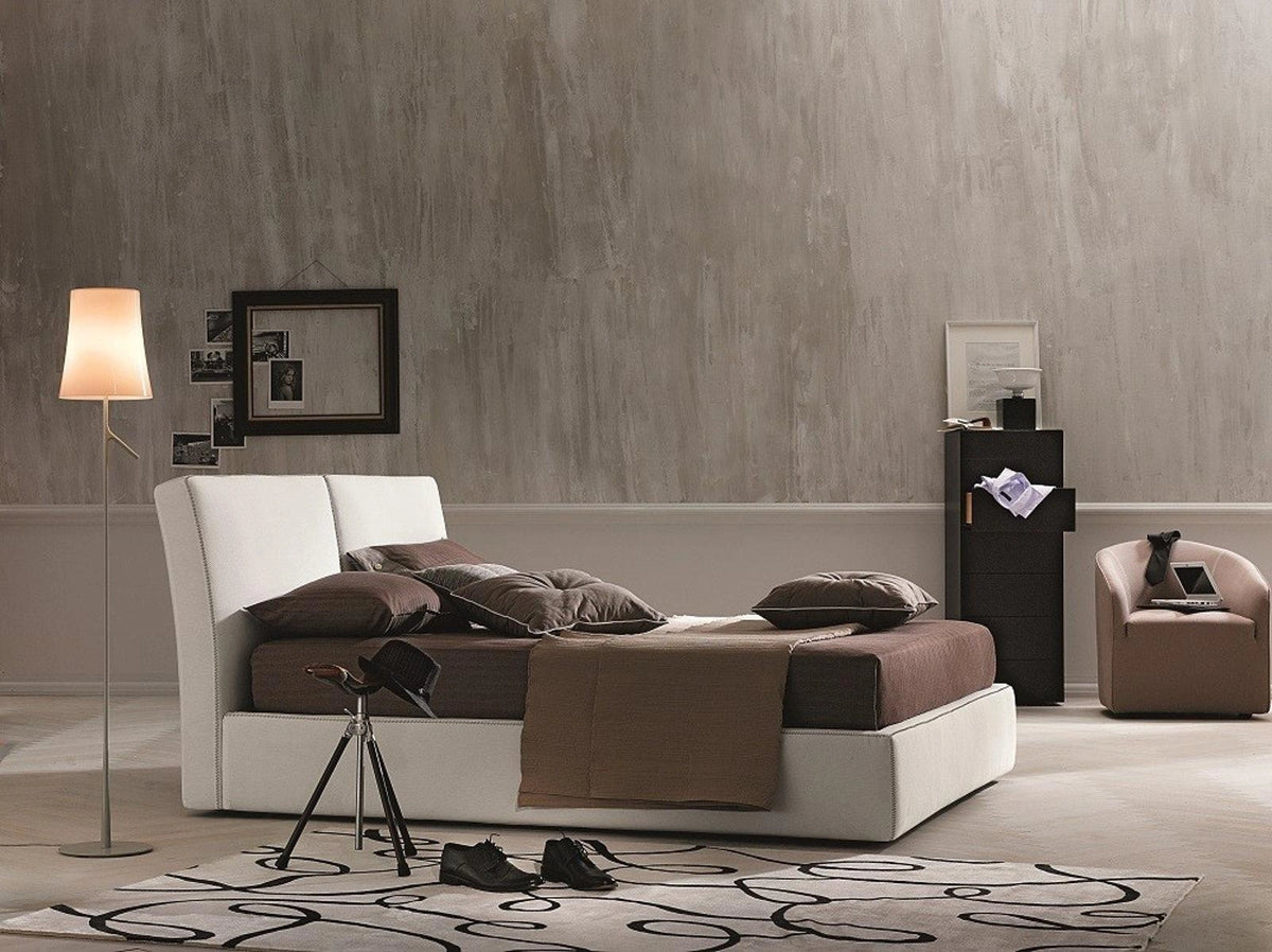 J&M Furniture Clay King Storage Bed in White