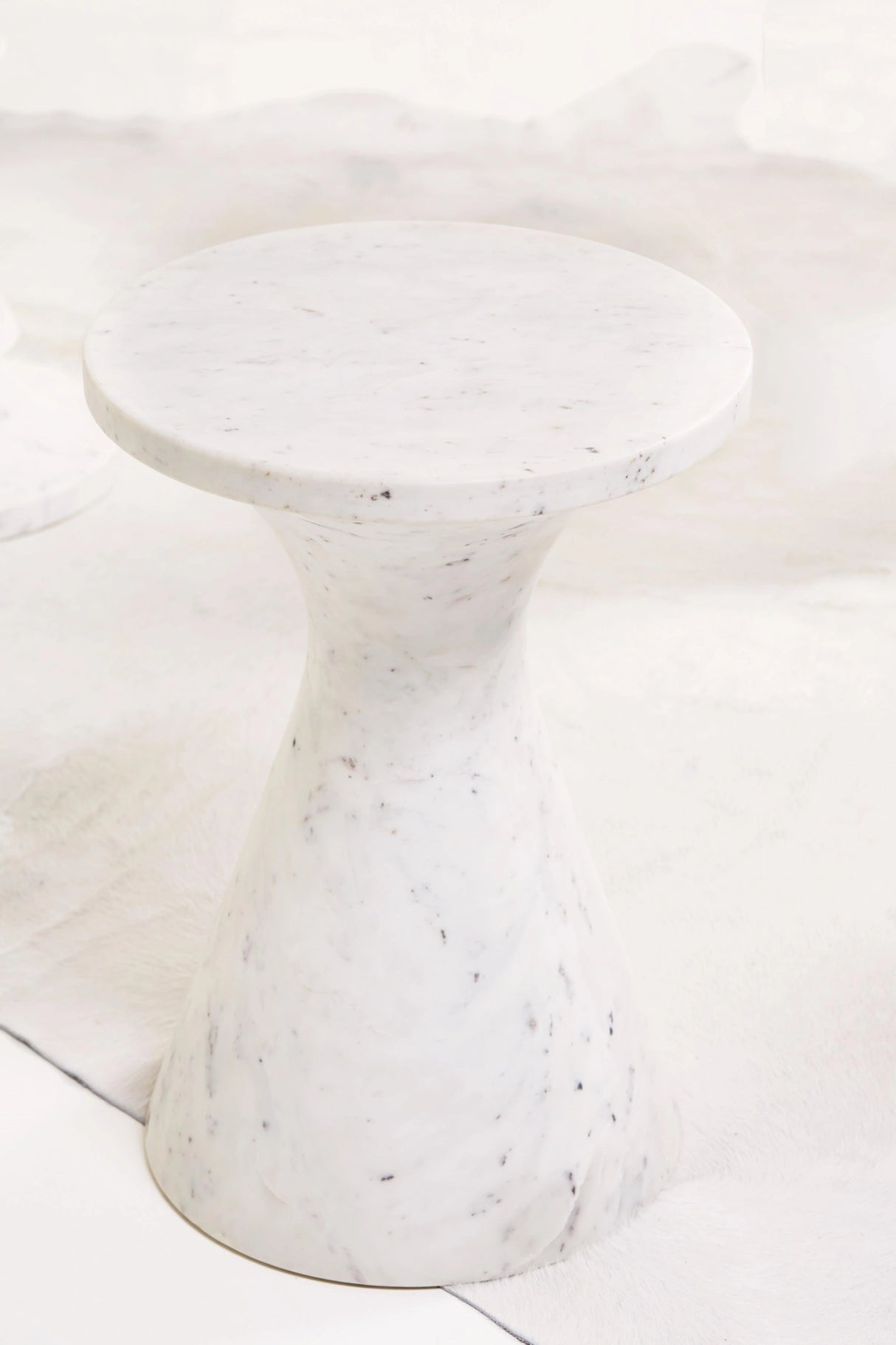 Isabelle Accent Table