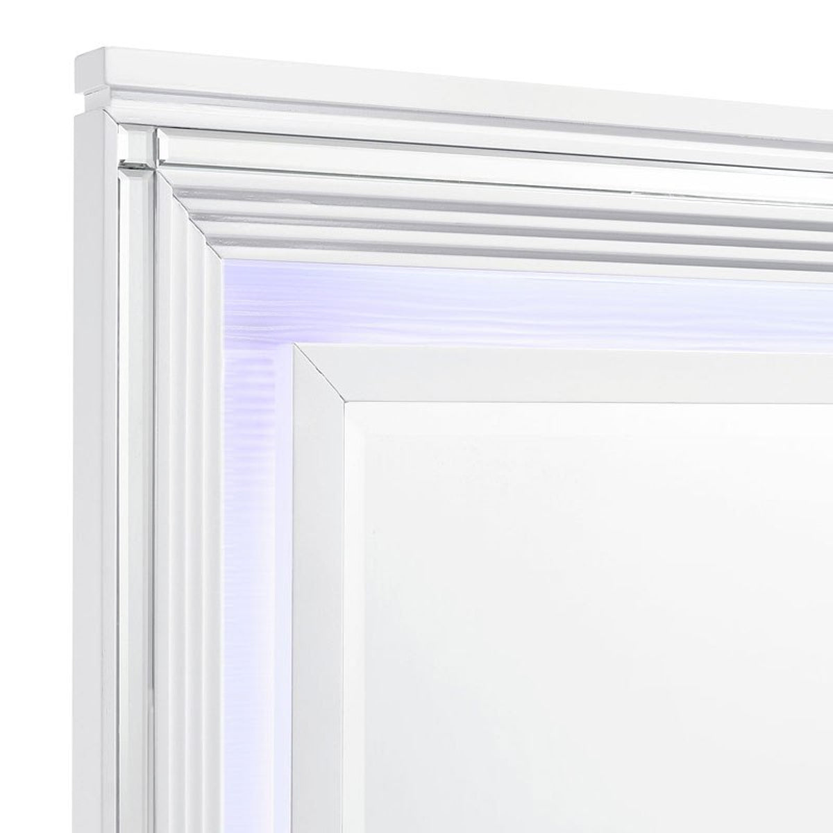 Elements International Twenty Nine Youth Mirror in White