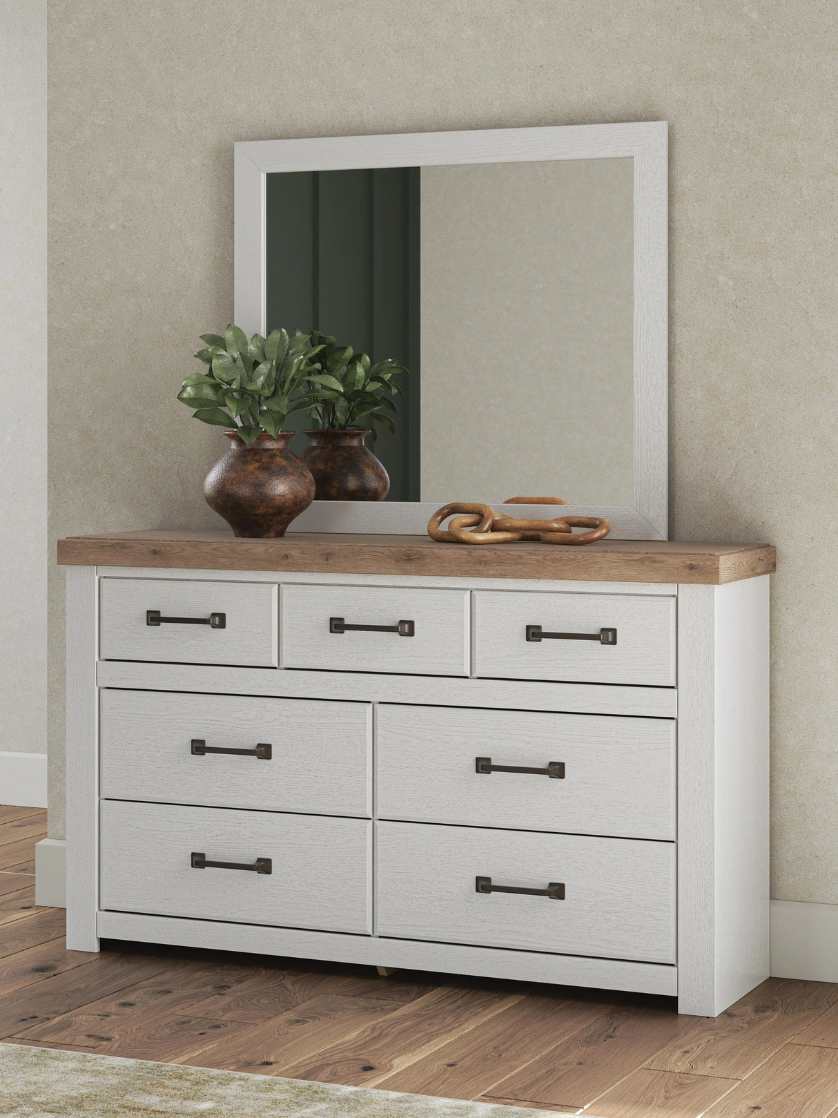 Savonport Dresser