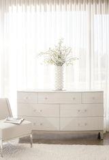 Axiom Dresser
